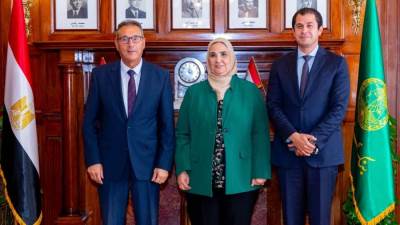 بنك مصر يوقع بروتوكولي تعاون مع التضامن وصندوق تحيا مصر دعما لأكثر من 100 ألف أسرة