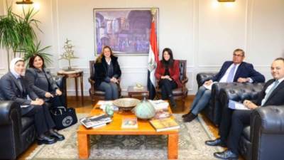 وزيرة التعاون الدولى تلتقى المديرة التنفيذية للأكاديمية الوطنية للتدريب