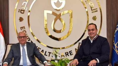 السبكي يلتقي محافظ بورسعيد لمتابعة مؤشرات منظومة التأمين الصحي الشامل بالمحافظة 