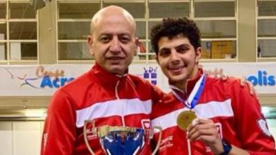 اللاعب محمد ياسين يحصد الميدالية الذهبية ببطولة كأس العالم للسلاح باليونان