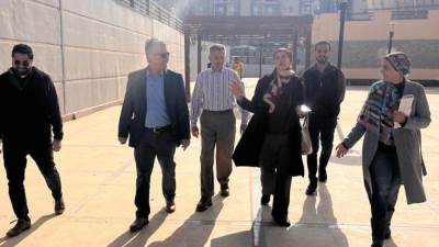 وفد من المكتب الرئيسي للبرنامج الإنمائي للأمم المتحدة يزور مشروع نظم الخلايا الشمسية بـ"جنة" أكتوبر