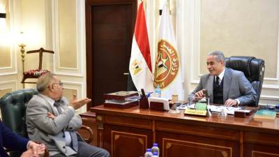 وزير العمل يلتقي وفدًا من المجلس الوطني للتدريب والتعليم للتعاون في مجال التدريب المهني
