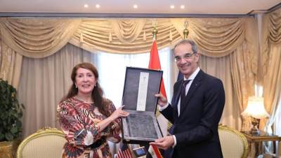 "عمرو طلعت" يلتقى سفيرة الولايات المتحدة لبحث التعاون فى مجالات الاتصالات وتكنولوجيا المعلومات