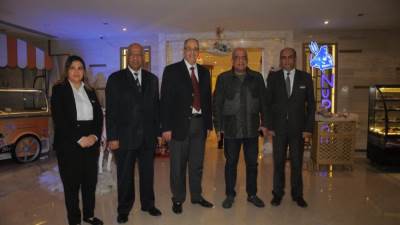 وزير قطاع الأعمال يتفقد فندق رومانس بالإسكندرية ويتابع أعمال تجديد وإعادة تأهيل الشاطئ الجديد