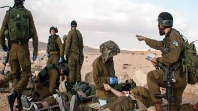 صحيفة إسرائيلية: الجنود المُصابين منذ بداية الحرب على غزة وصل أرقامًا خيالية