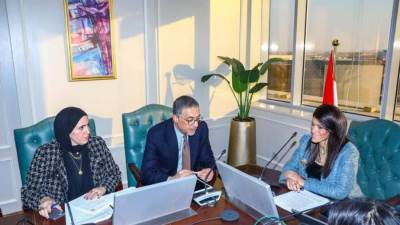 المشاط تلتقي رئيس هيئة الاستثمار لبحث تعزيز التعاون المشترك