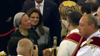 وزيرة البيئة تهنئ البابا تواضروس والأخوة الأقباط بعيد الميلاد المجيد