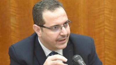 المشرف على مكتب وزير الإسكان يهنئ البابا تواضروس الثاني وأقباط مصر بمناسبة عيد الميلاد المجيد