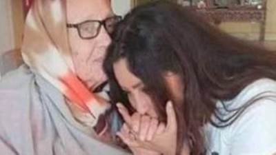 موعد ومكان عزاء والدة لطيفة في مصر 