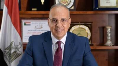 سويلم يتابع موقف الأنشطة التدريبية بمركز التدريب الإقليمى للموارد المائية والرى