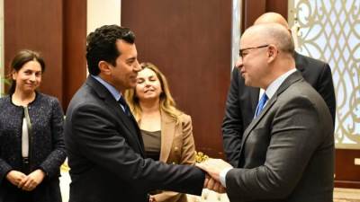 بحضور سفير كندا .. وزير الشباب يكرم الفائزين ببرنامج "طموح"