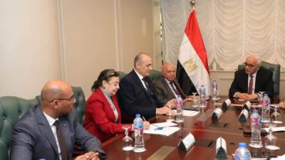 وزير التعليم يعقد اجتماعا تحضيريا مع نقيب المعلمين لإطلاق وثيقة معايير المعلم