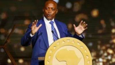 الكاف يدرس إمكانية إلغاء كأس الكونفدرالية فى المستقبل