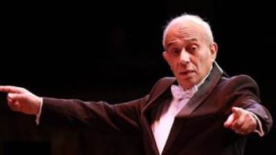 وفاة المايسترو عبد الحميد عبد الغفار وتشييع جثمانه بعد الظهر من مسجد الحصرى