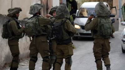 قوات الاحتلال الإسرائيلي تعتقل 85 فلسطينيًا من الضفة الغربية