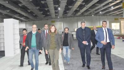 وزيرة الثقافة تتفقد تجهيزات معرض القاهرة الدُولي للكتاب