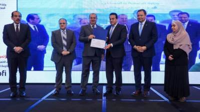 وزير الصحة: الاستخدام غير الرشيد للمضادات الحيوية يسبب الفشل الكلوي