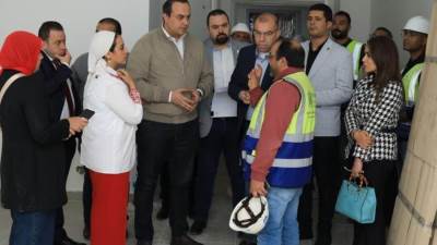 رئيس الرعاية الصحية يتفقد أعمال التطوير والإنشاءات الجارية بمستشفى نويبع الجديدة