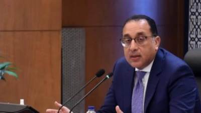 رئيس الوزراء يتفقد جناحى "الدفاع والداخلية" بمعرض القاهرة الدولى للكتاب