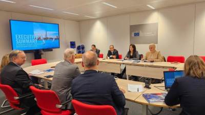 المشاط تلتقى مع المدير التنفيذى للجوار بالمفوضية الأوروبية والمدير التنفيذى للشئون الاقتصادية