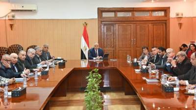 سويلم يستعرض تقرير منتصف المدة عن أنشطة مشروع "برنامج البحوث التطبيقية بين مصر وهولندا" Water-JCAR