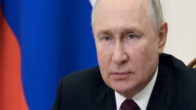 بوتين: هدم الآثار الروسية في الدول المجاورة "جهل صادم" 