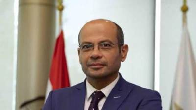 أحمد الشيخ يؤكد ضرورة زيادة الاستثمار بالبورصة المصرية
