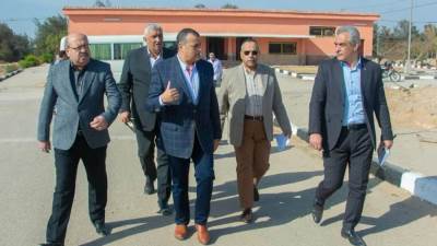 "وزير الدولة للإنتاج الحربي" في زيارة مفاجئة لشركة أبو زعبل للكيماويات المتخصصة