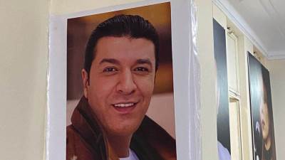 الموسيقيين تضع هتافات ولافتات فى مقرها دعمًا لمصطفى كامل ورفضًا لاستقالته