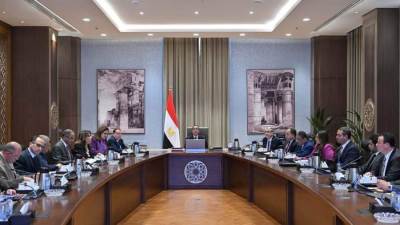 رئيس الوزراء يتابع جهود التعاون مع القطاع الخاص في تنفيذ مشروعات البنية التحتية