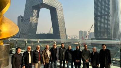 وزير الإسكان يواصل جولاته بـ"بكين" بتفقد منطقة الأعمال المركزية التابعة لمركز التجارة العالمي الصيني