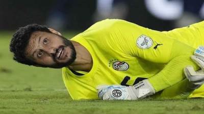 محمد الشناوي يبدأ برنامج التأهيل بعد جراحة خلع الكتف