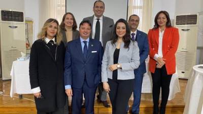 "التجارة السويسرية" توقع مذكرة تفاهم مع المدرسة السويسرية للإدارة SSM في مجال التدريب والتطوير للعاملين بالغرفة