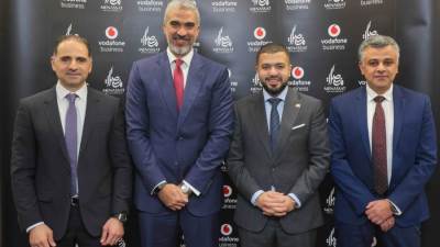 ڤودافون مصر» توقع اتفاقية شراكة استراتيجية مع «منصات للتطوير العقاري» لتقديم خدمات الاتصالات الذكية