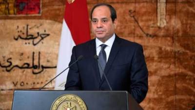 الرئيس السيسى يهنئ رئيس جزر القُمر على فوزه بولاية رئاسية جديدة