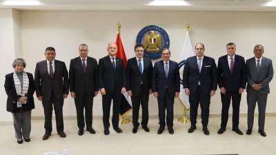 وزير البترول يترأس اجتماع مجلس إدارة جهاز تنظيم أنشطة سوق الغاز