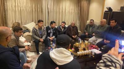 مجلس نقابة الموسيقيين يزور مصطفى كامل في منزله ويطالبوه بالرجوع عن الاستقالة