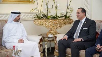 رئيس هيئة الرعاية الصحية يلتقي نظيره  في دبي لبحث سبل التعاون المشترك
