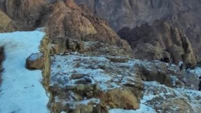 الأرصاد: أجواء شديدة البرودة وثلوج على سانت كاترين.. والصغرى بالقاهرة 9 درجات