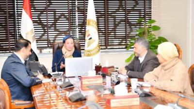 وزيرة البيئة تستعرض جهود المشروع فى خلق منتج سياحي بيئي جديد بمعايير عالمية 