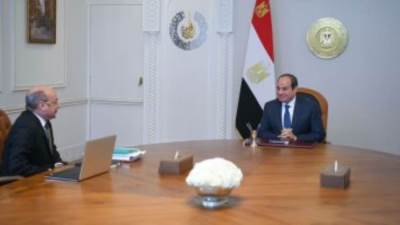 الرئيس السيسى يتابع مع وزير العدل قانون الأحوال الشخصية للمواطنين المسيحيين