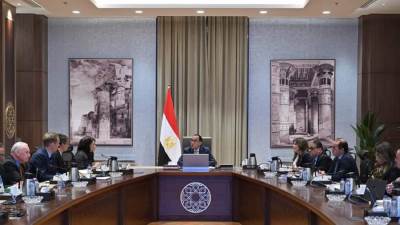 رئيس الوزراء يناقش سُبل دعم حوكمة إدارة الشركات المملوكة للدولة