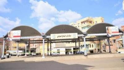 وزير التنمية المحلية يتلقي تقريراً حول موقف استلام وتشغيل مجمعات الخدمات الحكومية