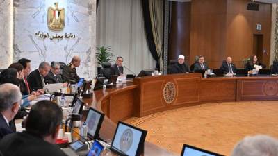 رئيس الوزراء: لجنة قانونية وفنية بمجلس الوزراء ومكتب مُحاماة عالمي لدراسة عروض استثمار تُدِرُ موارد ضخمة من النقد الأجنبي