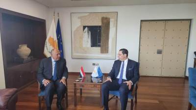 وزير الخارجية يلتقي بالرئيس القبرصي ويجري مباحثات مع وزير خارجية قبرص