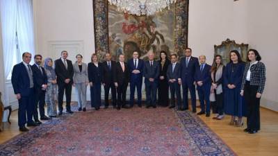 سفير مصر لدى براج يؤكد التزام القاهرة الثابت بدعم القضية الفلسطينية