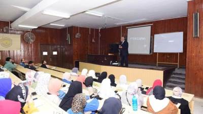 انتظام الدراسة بكليات جامعة سوهاج من اليوم الأول للفصل الدراسي الثاني