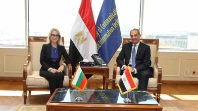 وزير الاتصالات يبحث مع وزيرة الابتكار والنمو ببلغاريا فتح آفاق للتعاون