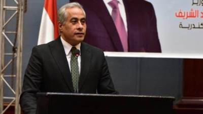 وزير العمل ومحافظ الأسكندرية يفتتحان معرضًا لمنتجات دورات تدريب مهني ..وجوائز للمتفوقين