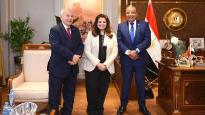 وزيرة الهجرة تستقبل رئيس جمعية الصداقة المصرية الهولندية لبحث التعاون في دعم القطاع الصحي